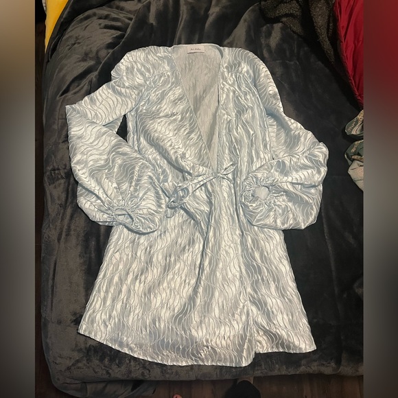 Art Dealer. Brooke Wrap Dress Size Small - Picture 3 of 6
